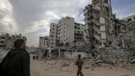 Zniszczenia w Strefie Gazy, zdjęcie ilustracyjne, fot. PAP/EPA/MOHAMMED SABER