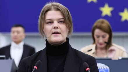 Jana Poczobut, córka Andrzeja Poczobuta, fot. PAP/EPA/RONALD WITTEK