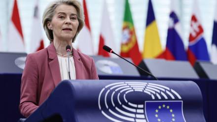 Przewodnicząca KE Ursula von der Leyen. Fot. PAP/EPA/	RONALD WITTEK