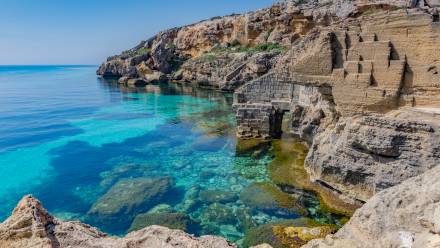 Wyspa Favignana. Fot. Davide D. Phstock/Adobe Stock