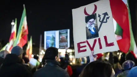 Zurych, Szwajcaria. Protest poparcia dla demonstrujących Irańczyków Fot. PAP/EPA/MICHAEL BUHOLZER