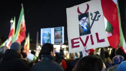 Zurych, Szwajcaria. Protest poparcia dla demonstrujących Irańczyków Fot. PAP/EPA/MICHAEL BUHOLZER