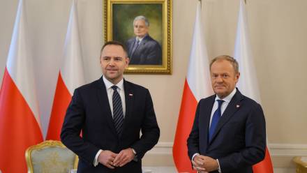 Karol Nawrocki (L) i Donald Tusk (P). Fot. PAP/Paweł Supernak