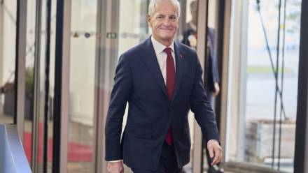 Premier Norwegii Jonas Gahr Stoere. Fot. PAP/EPA/THOMAS TRAASDAHL