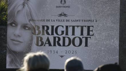 Pogrzeb Brigitte Bardot. Fot. EPA/SEBASTIEN NOGIER