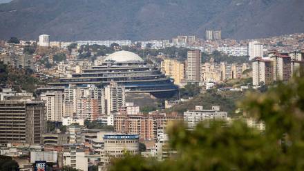 Widok na część stolicy Wenezueli, Caracas, fot. PAP/EPA/EFE/Ronald Pena R