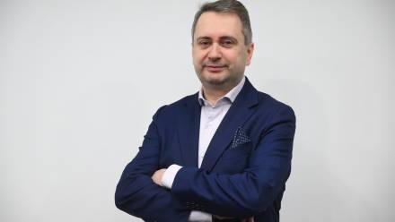 Politolog, dr hab. Bartłomiej Biskup. Fot. PAP/Radek Pietruszka