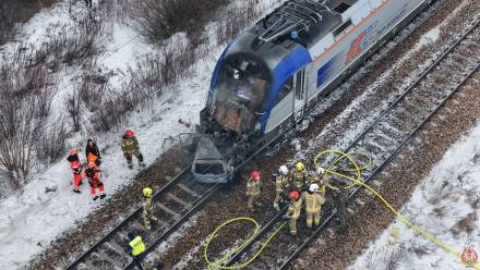 Na odcinku Ożarów - Błonie, Koleje Mazowieckie wprowadziły zastępczą komunikację autobusową. Fot. FB/OSP Błonie