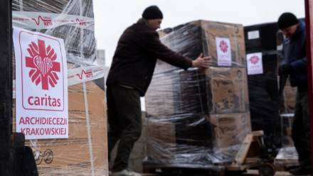 Pierwszy transport z pomocą dla Kijowa Caritasu Archidiecezji Krakowskiej, dotarł do Kijowa już w piątek. Fot. X/Archidiecezja Krakowska