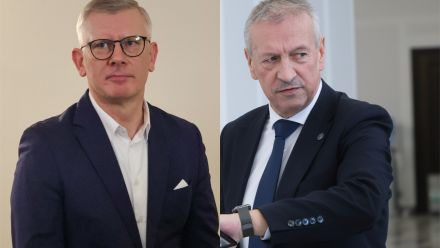 Szef BBN Sławomir Cenckiewicz i rzecznik ministra koordynatora służb specjalnych Jacek Dobrzyński. Fot. PAP/Albert Zawada/Rafał Guz
