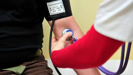 Badanie. Fot. PAP/Marcin Bielecki