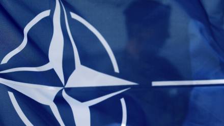 Flaga NATO, fot. PAP/EPA/TOMS KALNINS