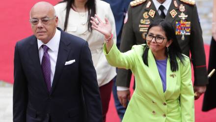 Jorge Rodriguez i Delcy Rodriguez Fot. PAP/EPA/RONALD PENA R