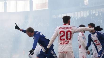 Wisła Płock w 19. kolejce piłkarskiej ekstraklasy pokonała Raków Częstochowa 2:1Fot. PAP/	Marian Zubrzycki