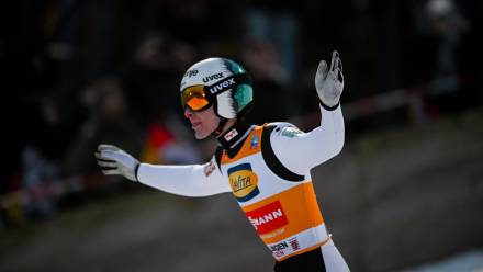 Domen Prevc. Fot. PAP/EPA/FABIAN STRAUCH