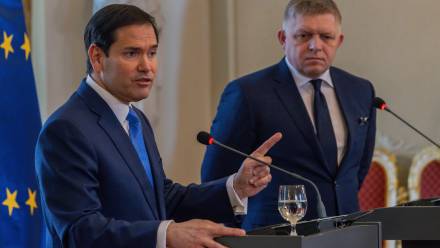 Marco Rubio i Robert Fico Fot. PAP/EPA/DOMINIKA KORTVELYESIOVA