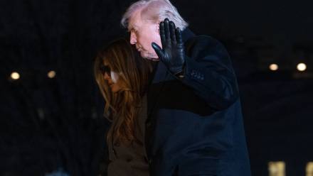 W momencie incydentu prezydent oraz jego żona Melania Trump przebywali w Białym Domu. Fot. PAP/EPA/	Aaron Schwartz / POOL