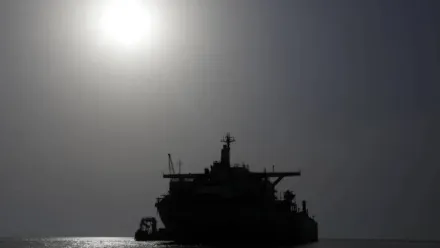 Tankowiec - zdjęcie ilustracyjne Fot. PAP/EPA/YAHYA ARHAB