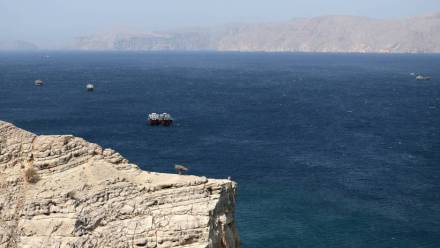 Statki cieśnienie Ormuz, fot. PAP/EPA/ALI HAIDER