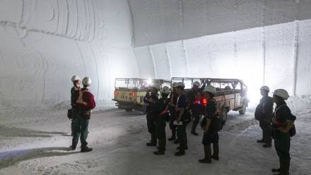 Kopalnia miedzi. Fot. PAP/Aleksander Koźmiński