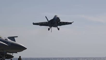 Myśliwiec F/A-18 Super Hornet Fot. PAP/EPA/JEON HEON-KYUN/POOL