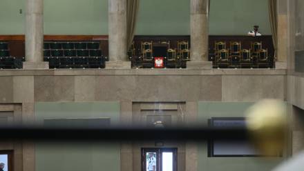 Loża prezydencka w sali obrad Sejmu. Fot. PAP/Leszek Szymański