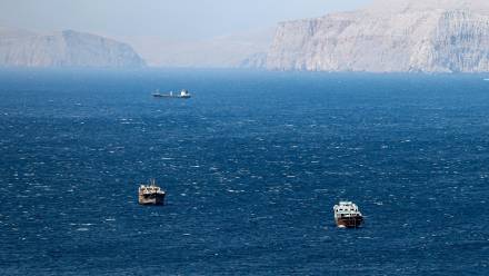 Statki w cieśninie Ormuz Fot. PAP/EPA/ALI HAIDER