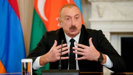 Prezydent Azerbejdżanu Ilham Alijew, fot. PAP/EPA/BLOOMBERG POOL/NATHAN HOWARD / POOL