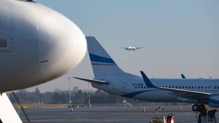 Lotnisko. Zdj. ilustracyjne. Fot. PAP/Jakub Kaczmarczyk