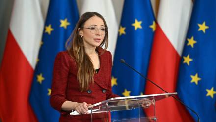 Szefowa MRPiPS Agnieszka Dziemianowicz-Bąk. Fot. PAP/Radek Pietruszka