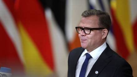 Premier Finlandii Petteri Orpo, fot. PAP/EPA/OLIVIER MATTHYS