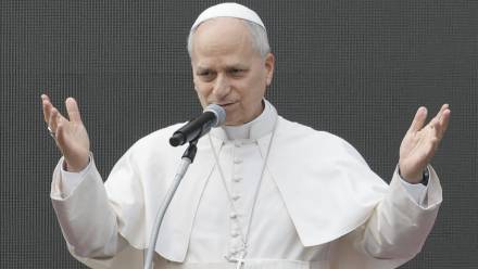 Papież Leon XIV. Fot. PAP/EPA/FABIO FRUSTACI