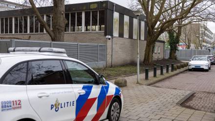 Władze Holandii zaostrzyły środki bezpieczeństwa w żydowskich szkołach i instytucjach. Fot. PAP/EPA/	MICHEL VAN BERGEN