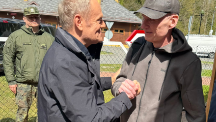 Donald Tusk, Andrzej Poczobut. Fot. Donald Tusk/X (Twitter)