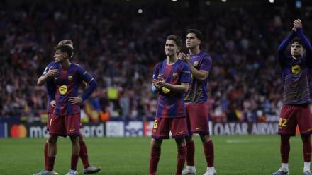 Zawodnicy FC Barcelony. Fot. PAP/EPA/JUANJO MARTIN 