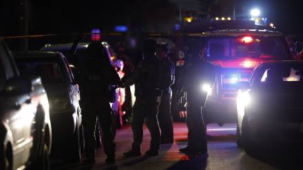 Klich: jest zbyt wcześnie, by mówić o motywach sprawcy. Fot. PAP/EPA/CHRIS TORRES