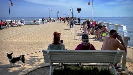  Majowy weekend na molo w Gdyni Orłowo. Zdj. ilustracyjne. Fot PAP/Jerzy Ochoński