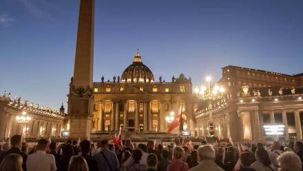 Polonijne czuwanie modlitewne. Fot. PAP/Sylwia Wysocka (zdjęcie ilustracyjne)