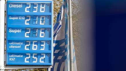 Ceny paliw w Niemczech. Fot. PAP/EPA/CHRISTOPHER 