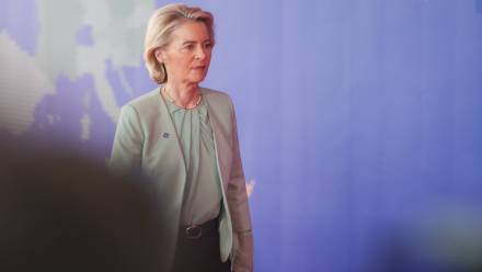 Szefowa Komisji Europejskiej Ursula von der Leyen. Fot. PAP/EPA/GEORGE CHRISTOFOROU