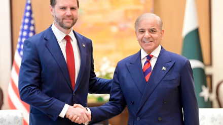 JD Vance, Shehbaz Sharif. Fot. PAP/EPA/PAKISTAN FOREIGN MINISTRY