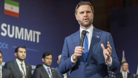 J.D. Vance podczas rozmów technicznych delegacji Stanów Zjednoczonych i Iranu Fot. PAP/EPA/URS FLUEELER / POOL