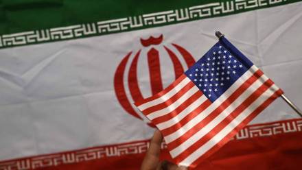 W szwajcarskim kurorcie Buergenstock odbędą się w niedzielę rozmowy techniczne między delegacjami USA i Iranu. Fot. PAP/EPA/SHAHZAIB AKBER (zdjęcie ilustracyjne)