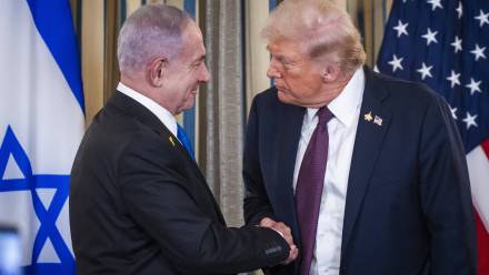 Prezydent USA Donald Trump i premier Izraela Benjamin Netanjahu. Fot. PAP/EPA/JIM LO SCALZO / POOL