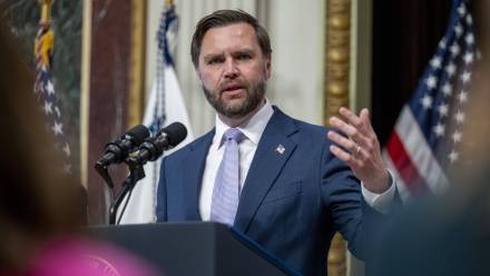 J.D. Vance Fot. PAP/EPA/DANIEL HEUER / POOL