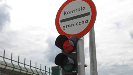 Przejście graniczne Kuźnica Białostocka-Bruzgi Fot. PAP/Artur Reszko