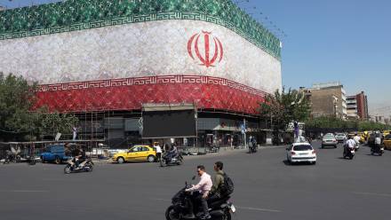 Teheran, stolica Iranu. Fot. PAP/EPA/ABEDIN TAHERKENAREH