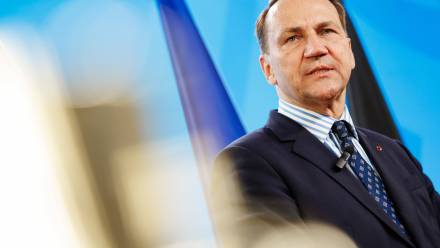 Szef MSZ Radosław Sikorski. Fot. PAP/EPA/CLEMENS BILAN