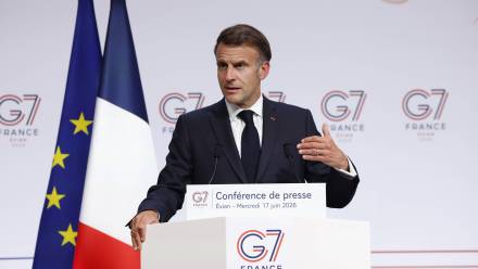 Emmanuel Macron, fot. PAP/EPA/YOAN VALAT