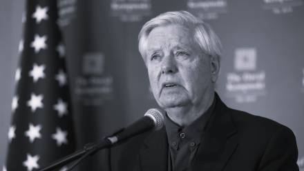 Lindsey Graham Fot. PAP/EPA/ABIR SULTAN